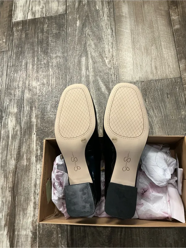 Jessica Simpson Black Patent Mary Jane Pumps with Jeweled Buckle Size 8.5 - Image 13