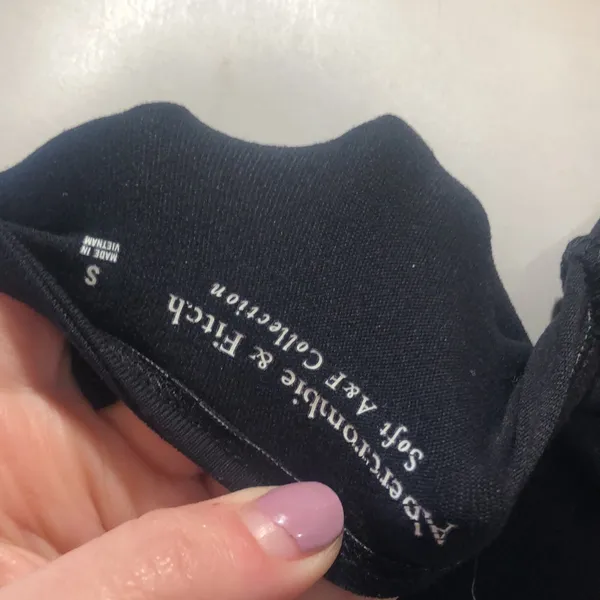 Abercrombie and Fitch black long sleeve bodysuit - Image 6