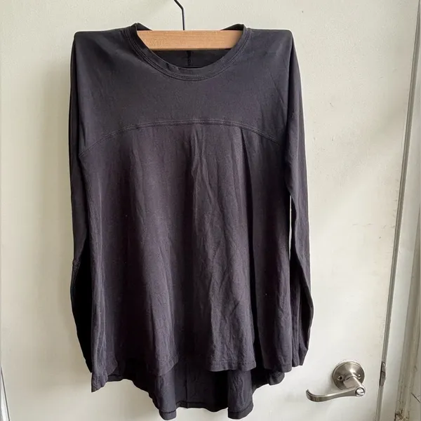Lululemon Acadia Long Sleeve Top 6 athleisure workout‎ yoga streetwear travel - Image 4