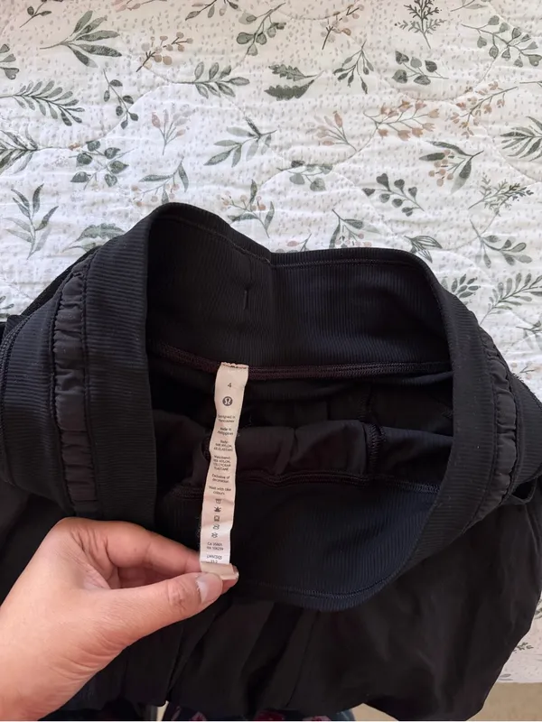 Lululemon Black Dance Joggers Elastic Waist - Image 9