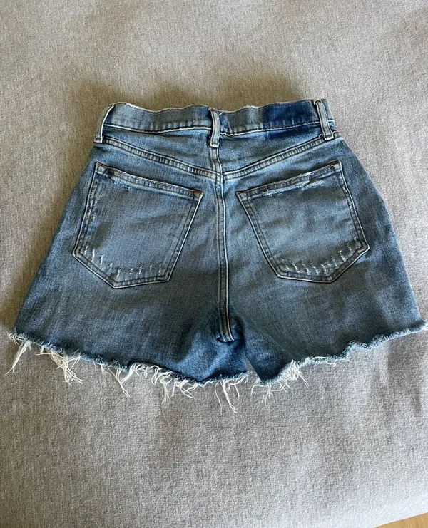Abercrombie Curve Love High Rise Mom Short - Image 2