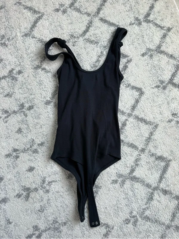 Abercrombie & Fitch Black Ribbed Tank Bodysuit - Image 4