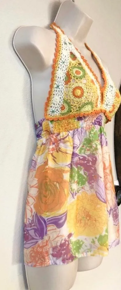 Lulumari Like new boho style halter top. Sz S - Image 4