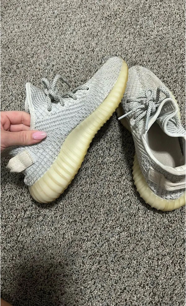 Yeezy Boost - Image 4