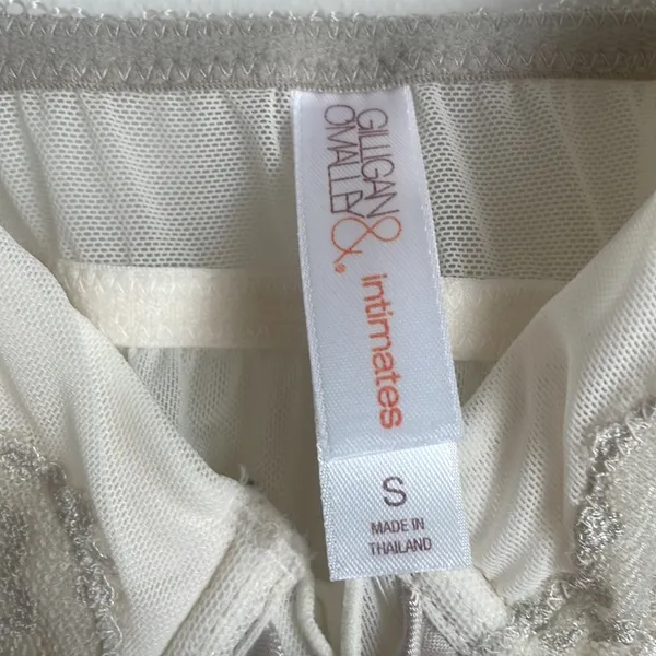Gilligan & O’Malley Cream Bra Slip - Image 3