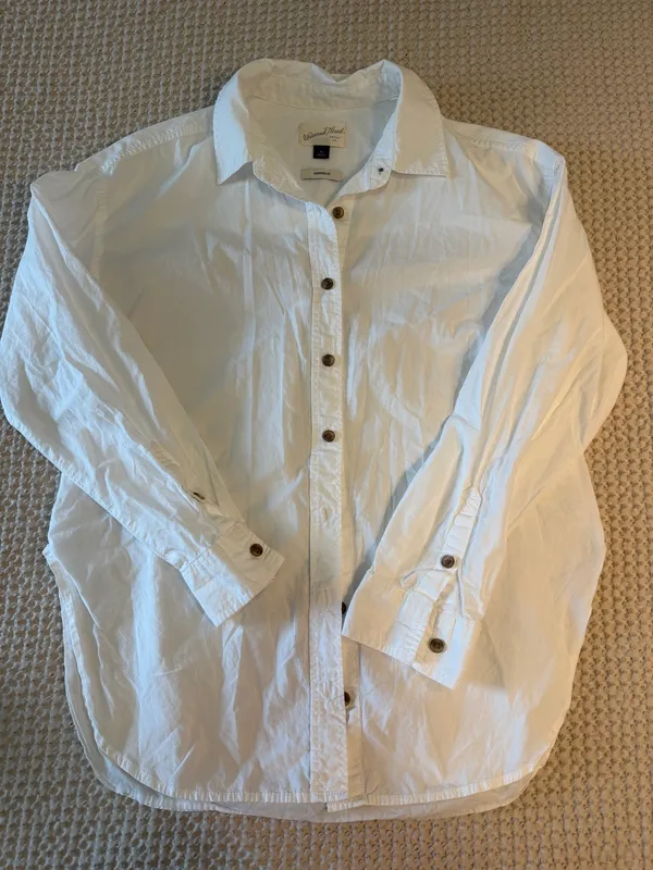 Universal threads button up - Image 2
