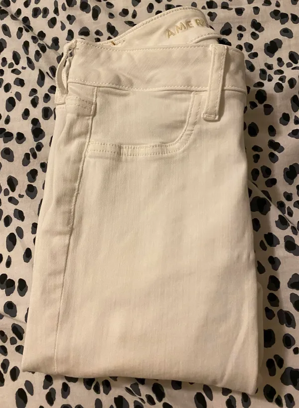 American Eagle Jeans - Image 2