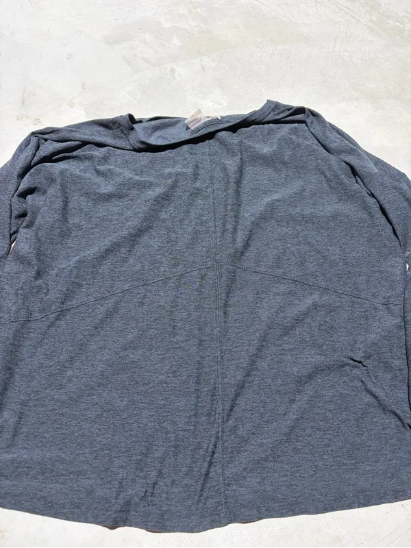 Calia Long Sleeve Crewneck Shirt gray medium - Image 9