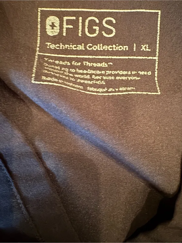 FIGS Technical Collection Black Scrub Set Women's XL EUC V-Neck Straight Leg - Image 6