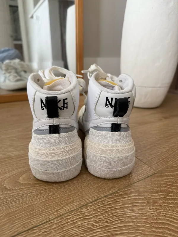 Nike Blazer Sacai Mid - Image 5