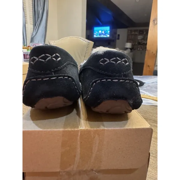 Women's Ansley Slipper Size 7 Black Suede Fur Lining - Image 6