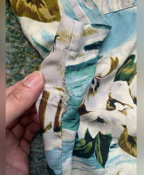 Vintage Tiki Classics silk Hawaiian palm trees button down shirt, size medium - Image 11