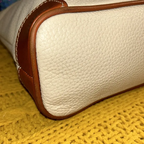 Dooney & Bourke Vintage Beige Pebbled Leather Crossbody - Image 8
