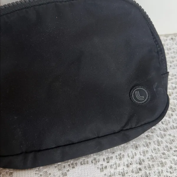 Lole black canvas adjustable strap belt bag Fanny pack - Image 4
