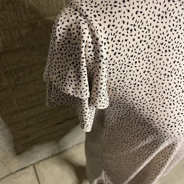 Adrianna‎ Papell Polka Dot Ruffled Sleeve Crew Neck Short Sleeve Blouse Large - Image 2
