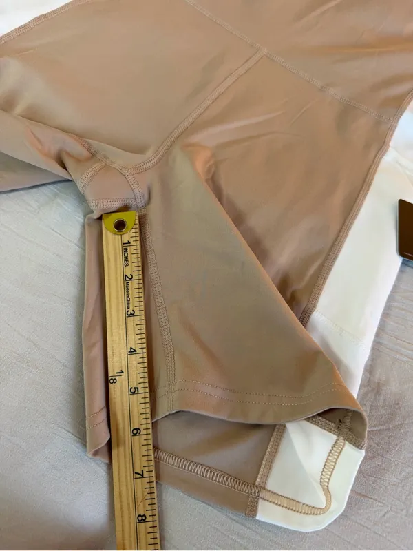 Body Glove‎ Nude and White Colorblock Performance Romper - Image 10