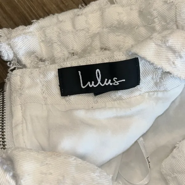 Lulus white cropped shirt - Image 5