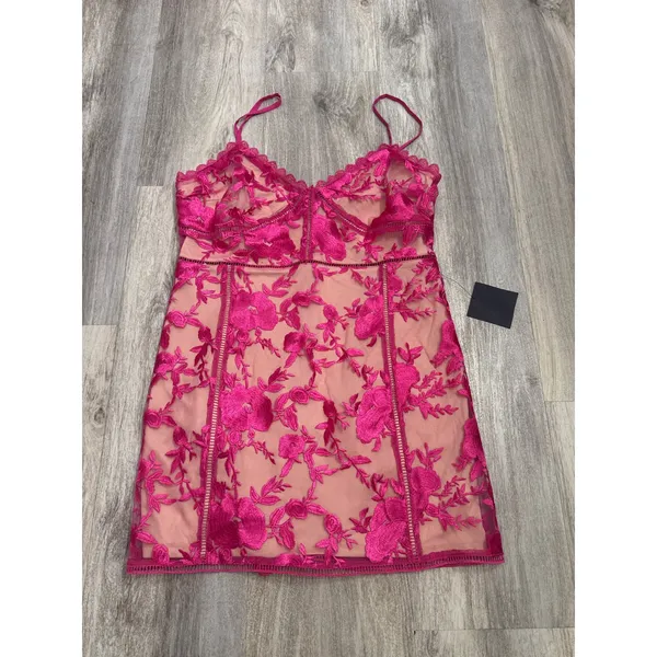 Lulus Magenta Pink Floral Lace Mini Dress Nude Lining Size XL NEW - Image 2