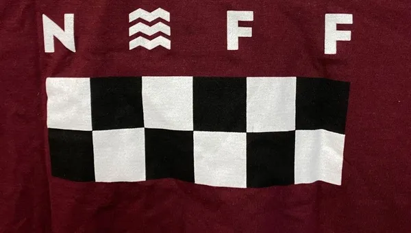 Neff Street Wear Burgundy Tshirt size Extra Large - Image 3