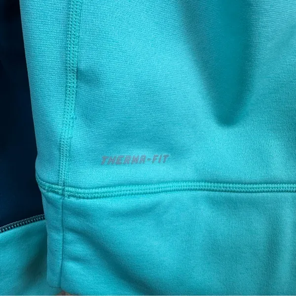 Nike Therma-Fit Hoodie - Image 7