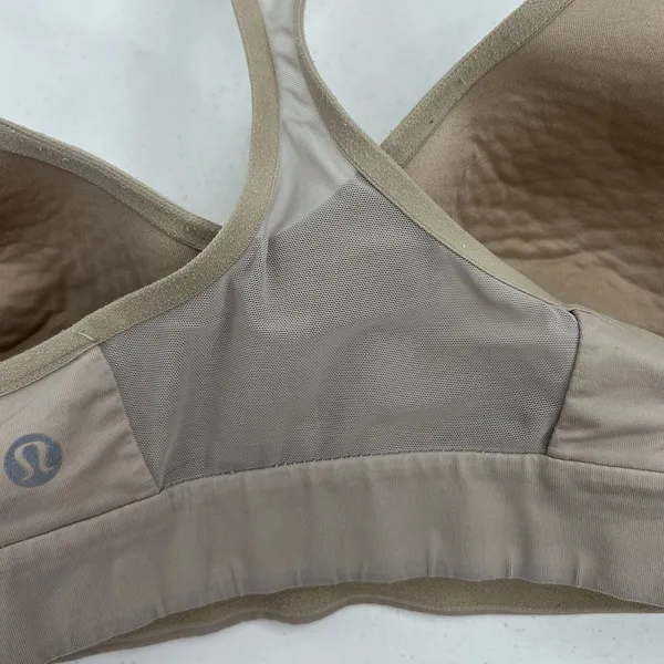 Lululemon Size 4 XS Speed Up Bra High Support for C/D Cup In Crepe Beige Stretch - Image 8