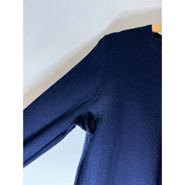 J crew Navy Blue Merino Wool crew neck sweater lightweight slim fit Small - Image 4