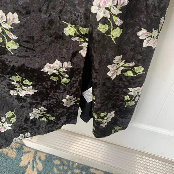 Anthropologie Hutch black velvet floral midi dress‎ small spring wedding guest - Image 9