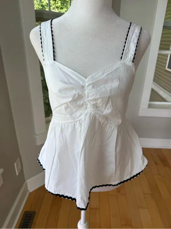 Japna White Cotton Peplum Tank Top with Black Trim Sz Medium - Image 8