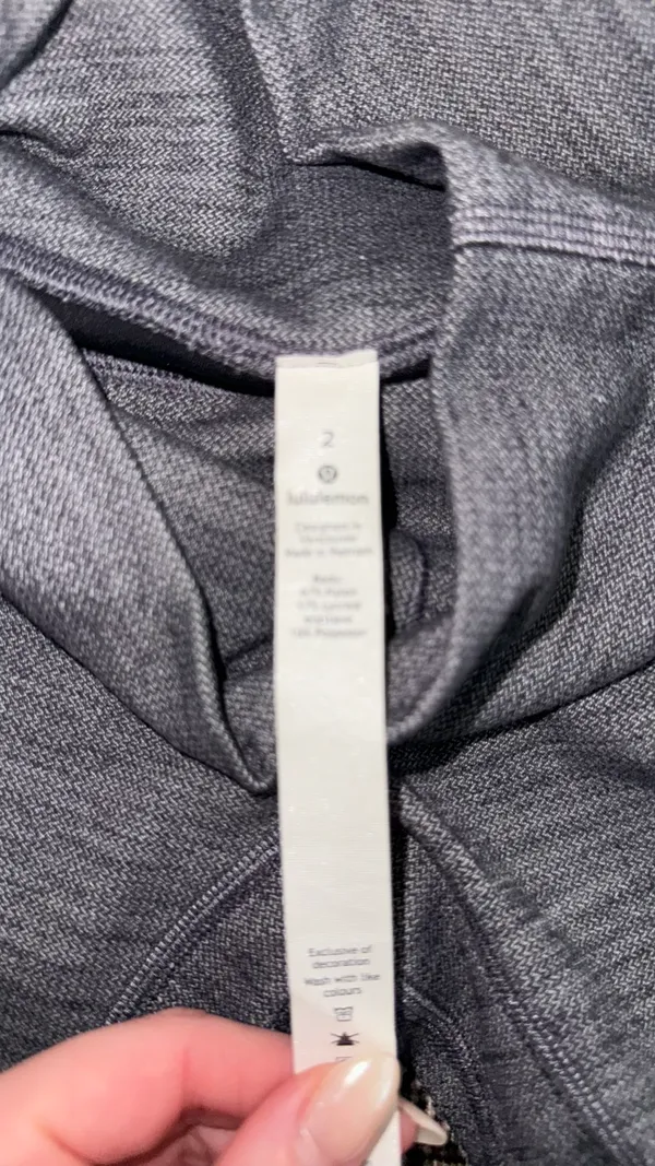 Lululemon Leggings Align 25" - Image 4