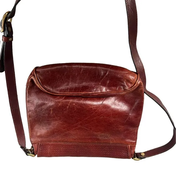 Oroton Vintage Brown Crossbody Bag - Image 4