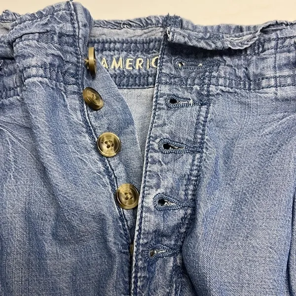 American Eagle Blue High Rise Button Down Pleated Pocketed Mom Shorts- Size 14 - Image 8