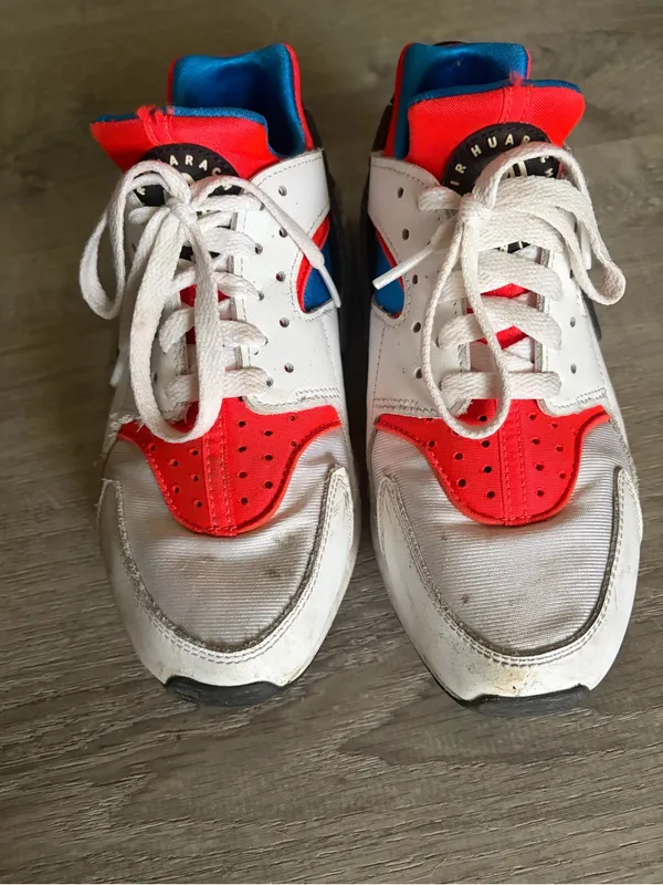 Nike Huaraches - Image 2