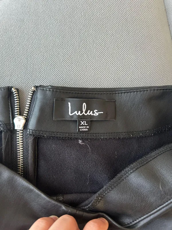 Lulus Black Skirt - Image 3