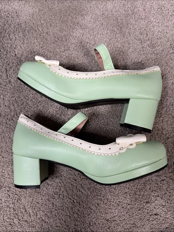 Women’s Green Chunky Heel Mary Jane Pumps Cute Bow & Hearts Round Toe Size 7 NEW - Image 13