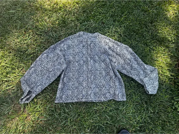 ZARA Sweater Cropped - Image 3
