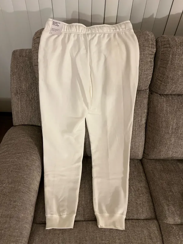 Women’s Nike Sportswear club fleece graphic pants - Image 2