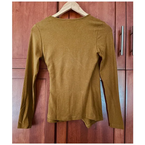OGL Surplice Top Asymmetrical Hem Eco Mousse Brown Size Small NEW - Image 5