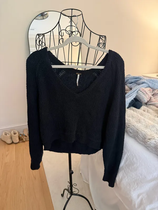 Free People Black Cropped Sweater - Image 2