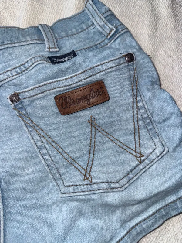 Wrangler Denim Shorts - Image 2