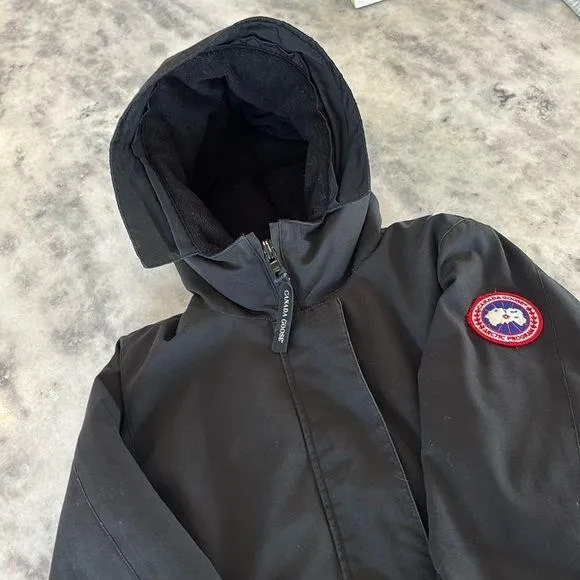 Canada Goose Parka - Image 2