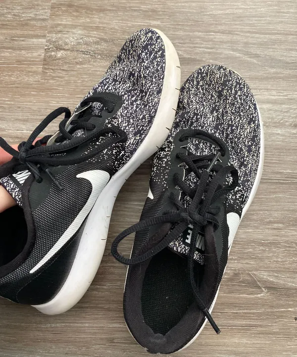 Nike running gym shoes - Image 2