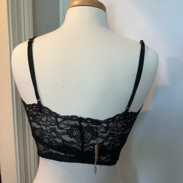 Victoria's Secret NWT black bralette/lace cami size Small - Image 4
