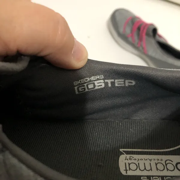 Skechers Gray pink‎ slip on Sneakers Go Steps women’s size 8.5 Go Go Mat walking - Image 8