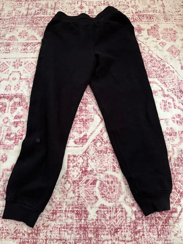 Lululemon Everyday Joggers - Image 2