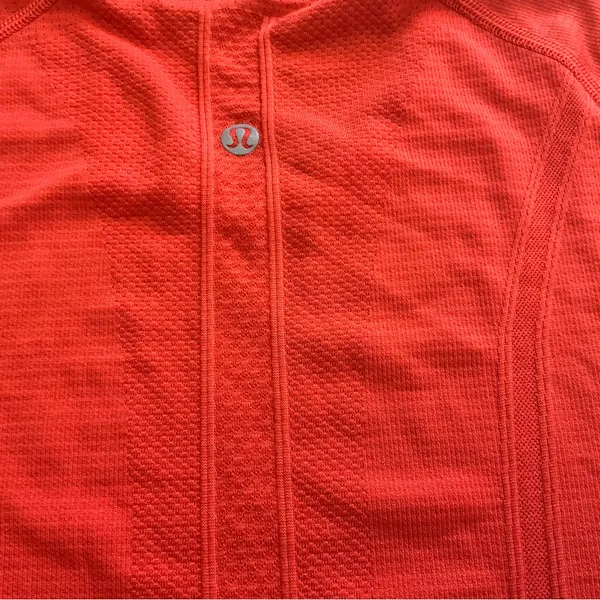 Lululemon swiftly tech orange 2.0 long sleeve shirt size 6 - Image 5