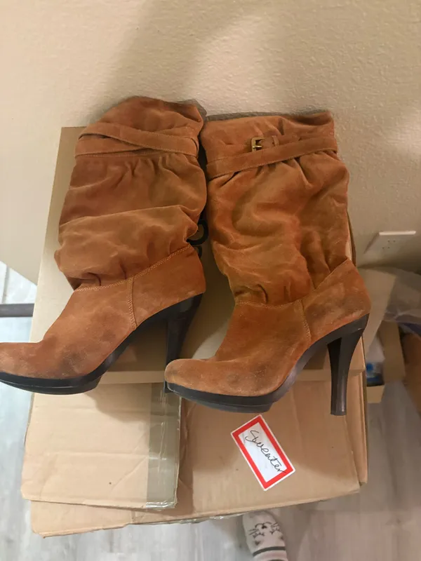 Michael Kors’s boots size 7 1/2 - Image 2