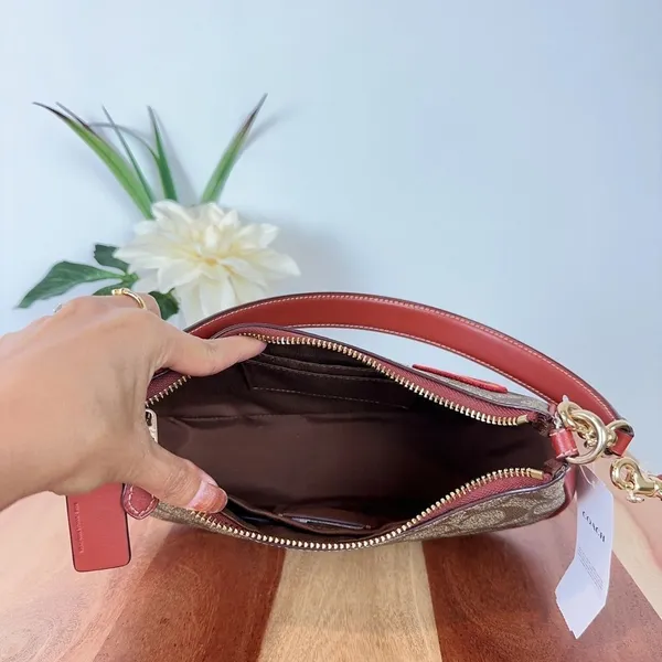 NWT Coach X Peanuts Teri Shoulder Bag In Signature Canvas With Patches - Image 5