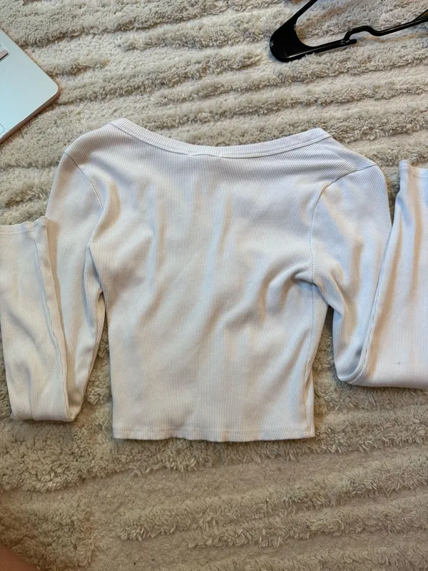 White Bozzolo Long Sleeve Crop Top - Image 2