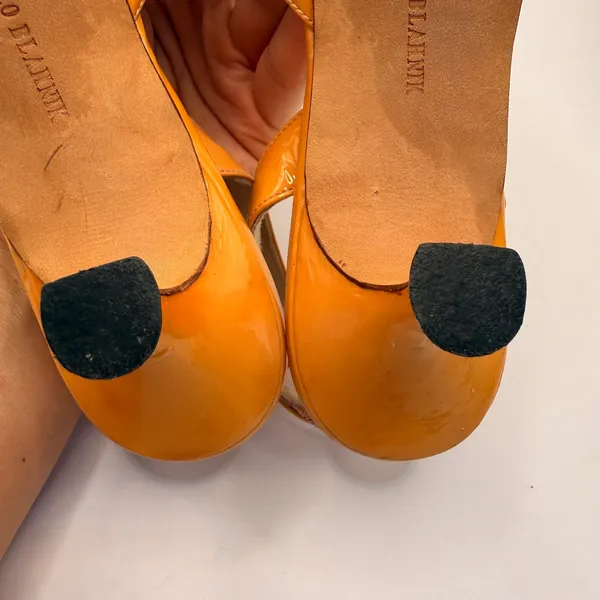 Manolo Blahnik Carolyne Orange Patent Leather Slingback Kitten Heels Size 36.5 - Image 12