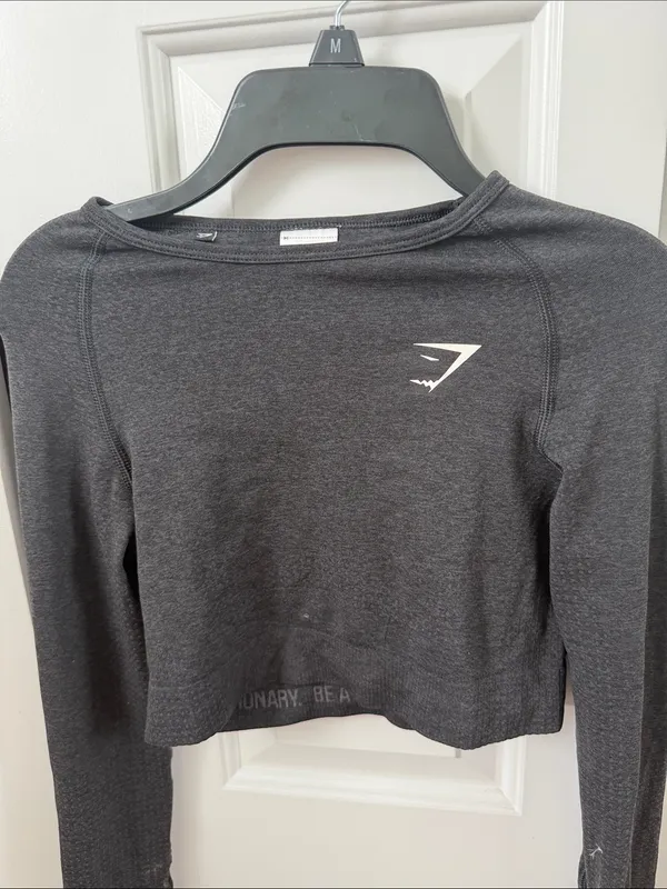 Gymshark Black Long-Sleeve Cropped Training Top - Image 2